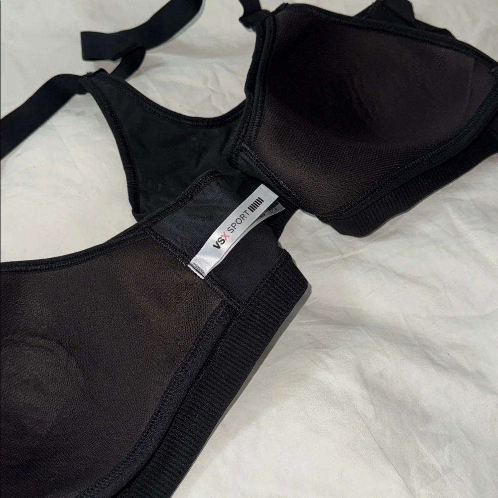 Victoria’s Secret VSX Max Double Close Sports Bra - Picture 6 of 7
